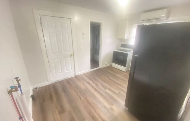 1bd/1ba 2021 Renovated Duplex near Downtown Kannapolis & Hwy 29