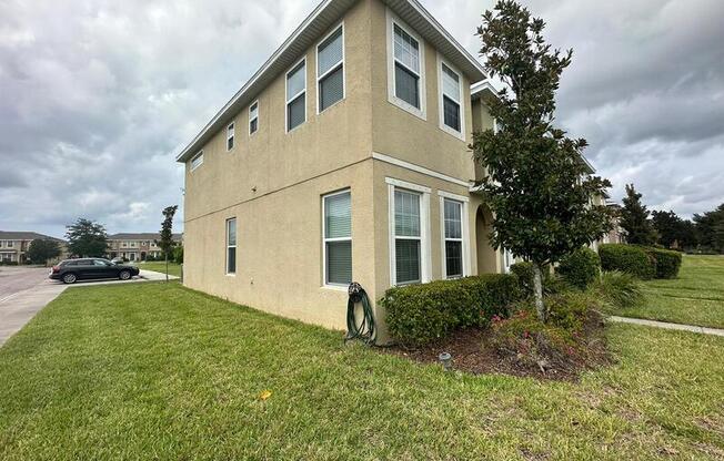 7031 WHITE TREETOP PL