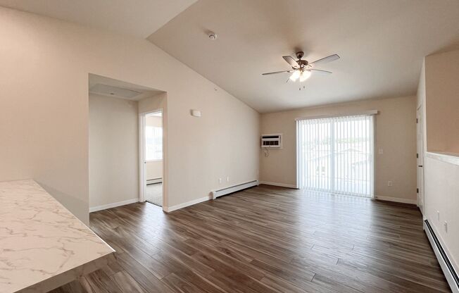 3 beds, 2 baths, 1,186 sqft, $1,585, Unit AL 2013-50