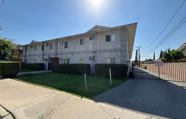 BV91-915 Mount Olive Dr. Duarte, CA 91010