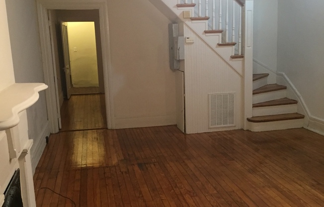 Amazing 3 bdrm/1.5 bath House Conveniently Located in The Heart of VCU and Downtown!