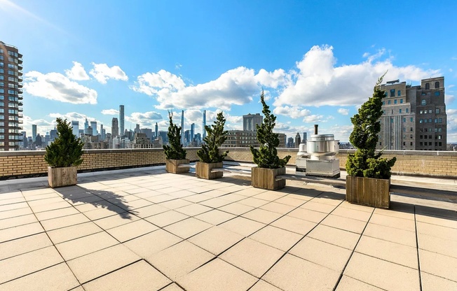 1 bed, 1 bath, 627 sqft, $4,395, Unit 29-H