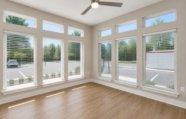 3 beds, 2 baths, 1,333 sqft, $1,899, Unit 1-B101
