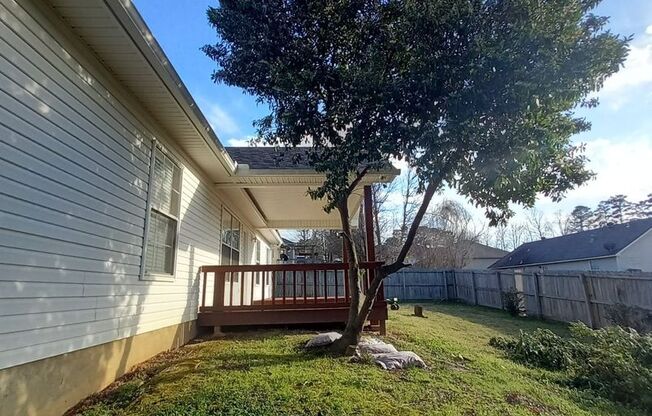 3 beds, 2 baths, $1,750