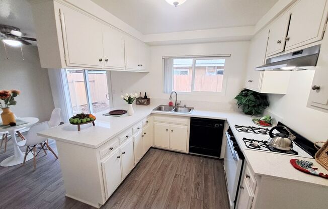 3 beds, 2 baths, 1,314 sqft, $3,295, Unit 312