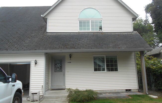 Spacious 3 Bedroom Duplex in Washougal