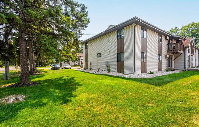 1 bed, 1 bath, 800 sqft, $899, Unit 835 - 05