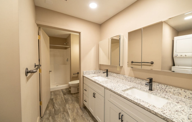3 beds, 2 baths, 1,325 sqft, $2,100, Unit Apt. 306