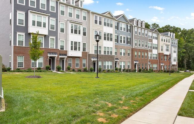 Modern 3-bedroom, 2.5-bath Townhouse!