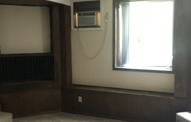 1 bed, 1 bath, 650 sqft, $895, Unit 17
