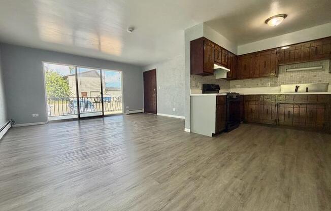 10602 OAK TREE DR