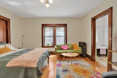 Studio, 1 bath, 336 sqft, $810