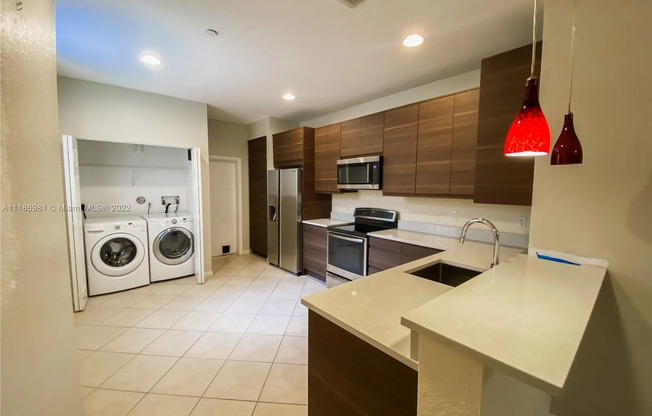 4272 Vineyard Cir