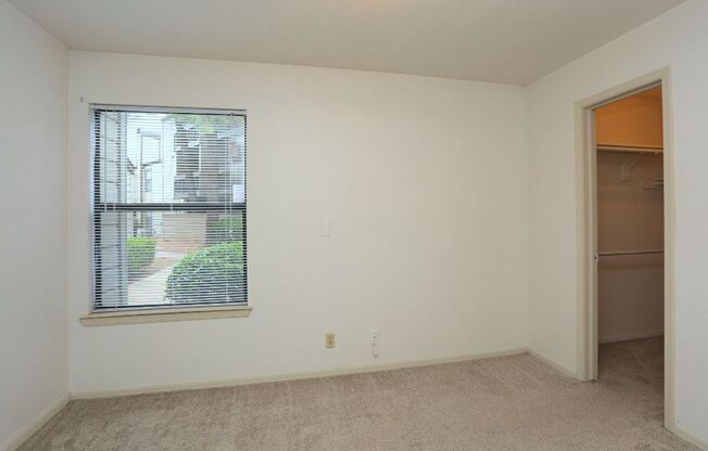 2 beds, 2 baths, 1,000 sqft, $1,189, Unit 0937