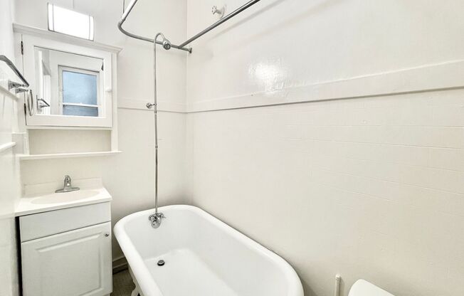 Studio, 1 bath, $2,095, Unit 603