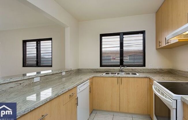 3 Bedroom, 2 Bath Apartment Style Townhouse
