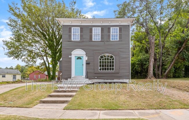 924 LEE AVE