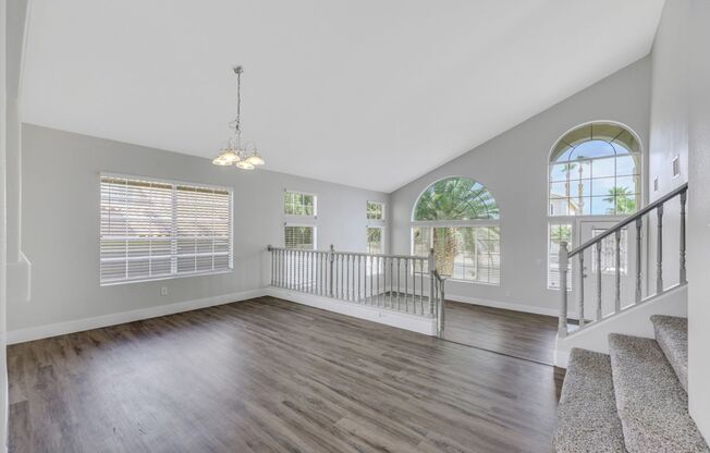 Fully Renovated 4 bedroom with Luxury Vinyl Plank Throughout