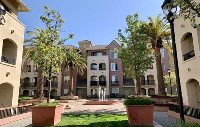 Modern upscale condo! 1550 Technology Drive #4071