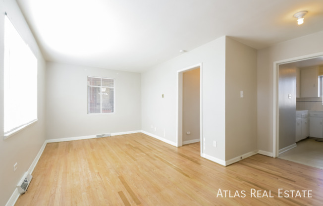 7121 E 60 WAY