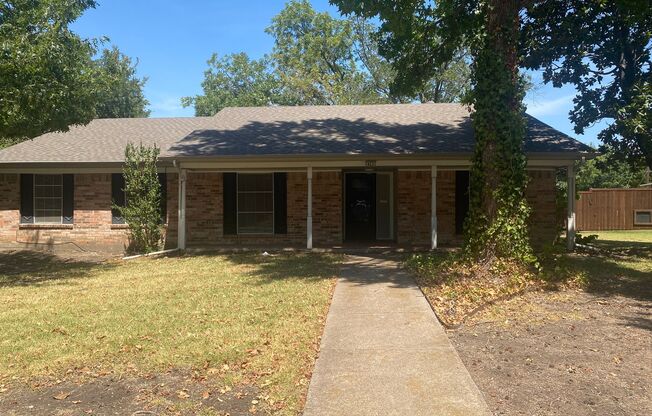 4 Bed Richardson Available Now!!