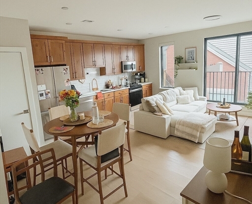 1 bed, 1 bath, 656 sqft, $3,450, Unit 409