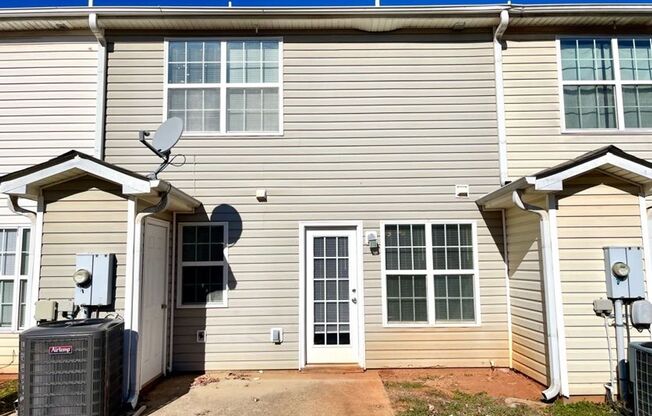 Welcome to this charming 2-story, 2-bedroom, 2.5-bathroom home in the heart of Hampton!