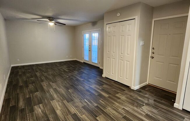 2 beds, 2 baths, 931 sqft, $1,195, Unit 02-0213