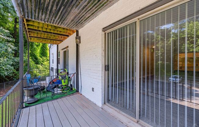 1 bed, 1 bath, 672 sqft, $1,175, Unit 2010-12