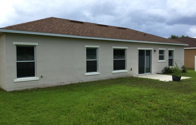 3 beds, 2 baths, $1,865