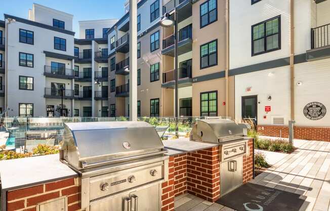 Outdoor Patio at Aura Stonebridge, Virginia, 23225