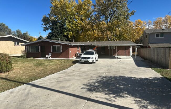 Spacious 2 Bedroom Lakewood Duplex