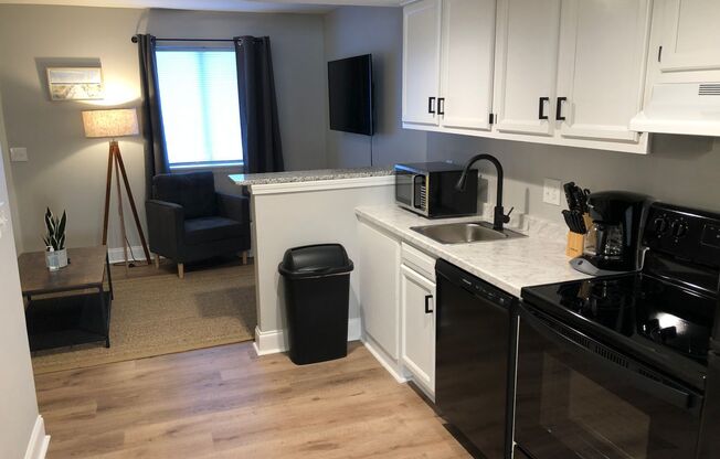 1 bedroom 1 Bath Beside UNCW