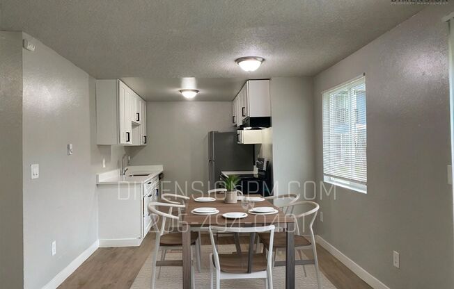 2 beds, 1 bath, 700 sqft, $1,365, Unit Unit 31