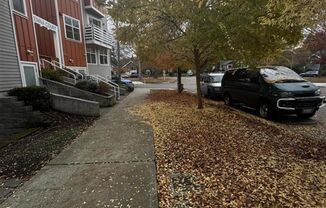 Beautiful Studio Apartments Situated in the Quiet Ravenna Neighborhood