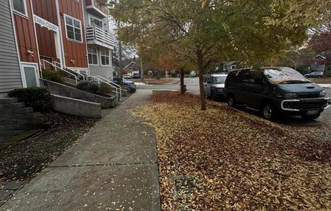 Beautiful Studio Apartments Situated in the Quiet Ravenna Neighborhood