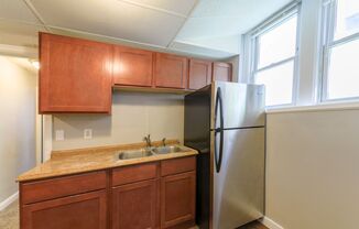 2 beds, 1 bath, $999