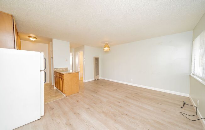 1 bed, 1 bath, $1,595, Unit 7