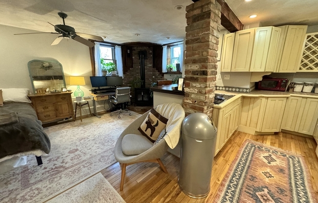 39 HIGHLAND AVE