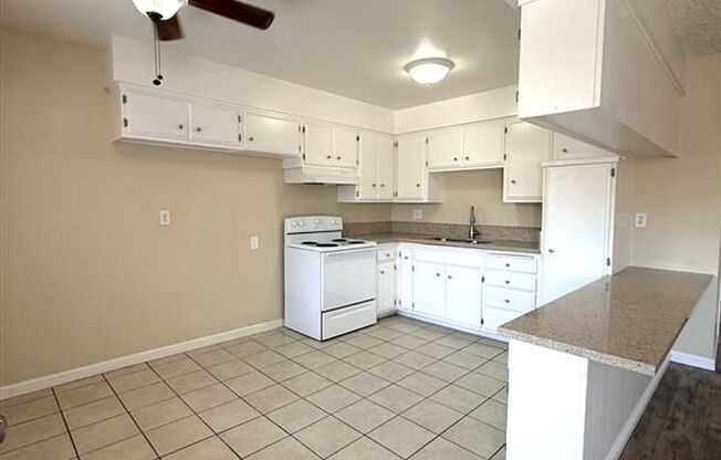 LB0985 (Rubs) (Imp.)