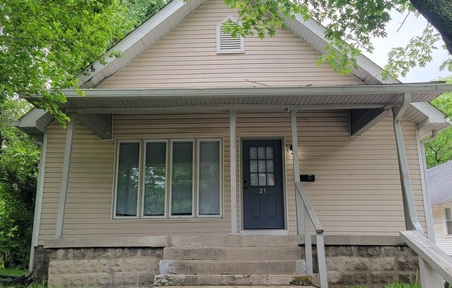 21 S COLORADO AVE