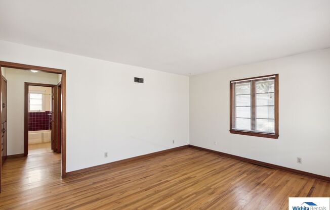 435 S. Oliver