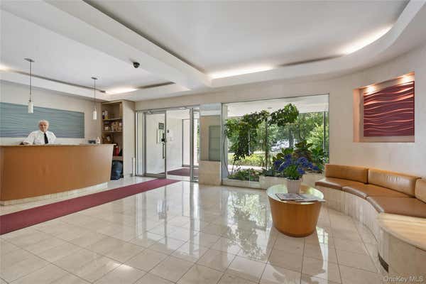 5355 HENRY HUDSON PKWY W