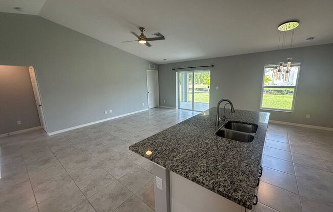 3 Bedroom + Den - 2 Bathroom- NW Cape Coral