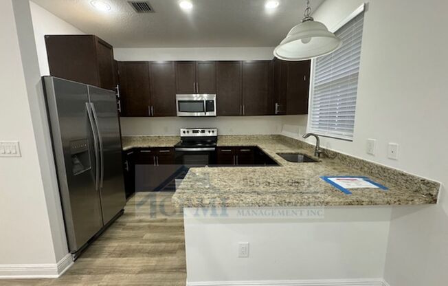 3 beds, 2.5 baths, 1,372 sqft, $2,995, Unit 13-8815