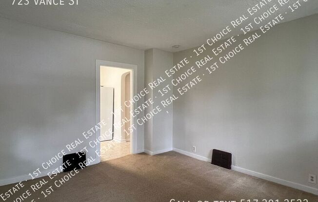 723 VANCE ST