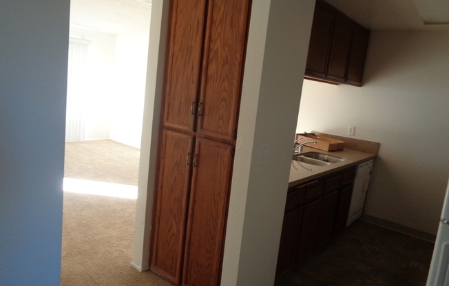 2 beds, 1.5 baths, $2,570, Unit 1348 D