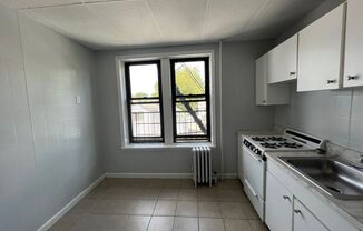 1 bed, 1 bath, $1,600, Unit 20