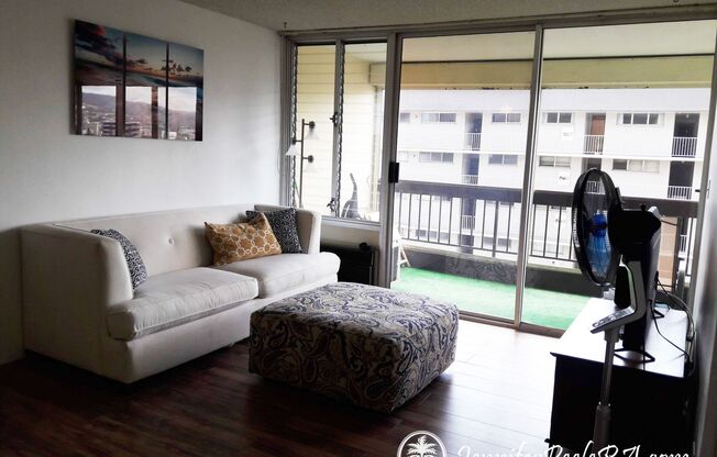 Covered Parking Stall, Large Private Lanai, Fully Furnished (RRLLC)