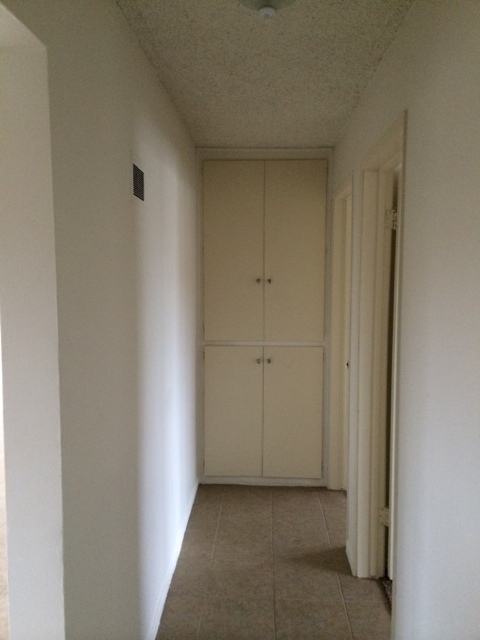 2 beds, 1.5 baths, $2,395, Unit 15